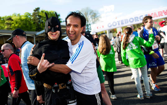 Andreas Gustavsson, Batman och Sergio Segovia är glada