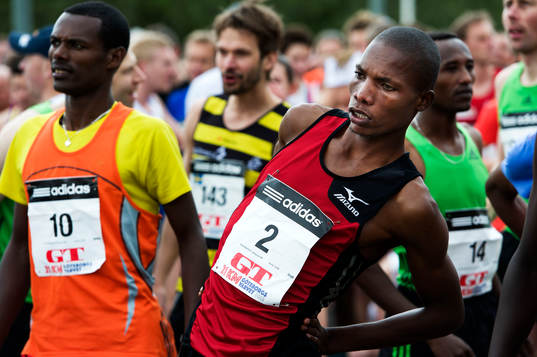 Victor Kipchirchir, Kenya