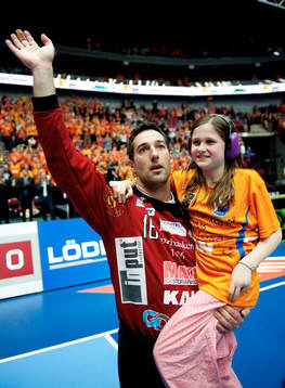 Jesper Larsson, Kristianstad. Tar förväl av handbollen.