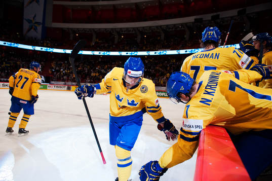 Erik Karlsson, Sverige, jubel