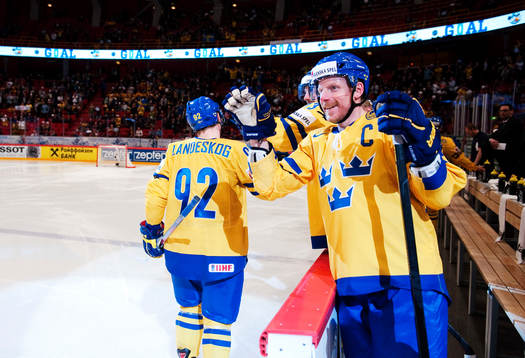 Gabriel Landeskog och Daniel Alfredsson, Sverige, jubel