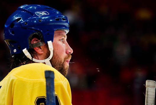 Peter Forsberg, Sverige, spottar