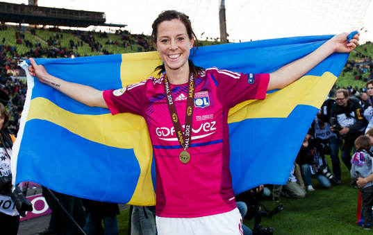 Lotta Schelin, Olympique Lyonnais, jubel