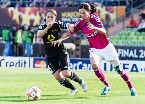 Saskia Bartusiak, FFC Frankfurt, Lotta Schelin, Olympique