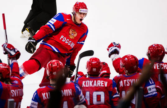 Yevgeni Malkin, Ryssland, jublar