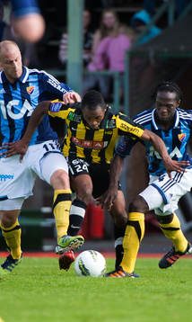 René Makondele, Häcken. Daniel Sjölund, Yussif Chibsah,