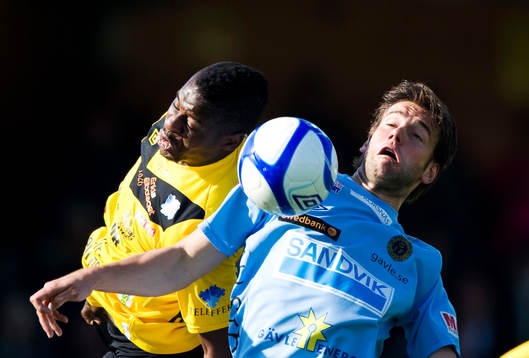 Dominique Kivuvu, Mjällby och Jakob Orlov, Gefle