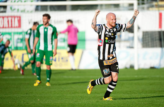 Max Mölder, Landskrona. Jubel vid 2-1