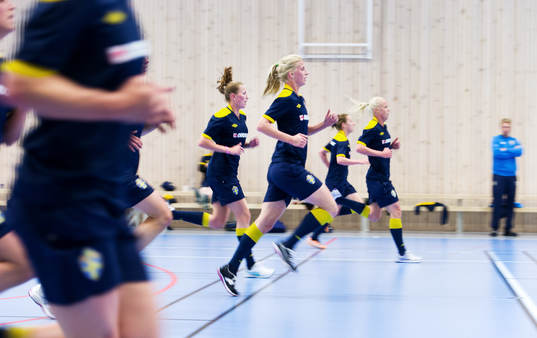 Fystest, Emma Berglund, Sofia Jakobsson, Caroline Seger,