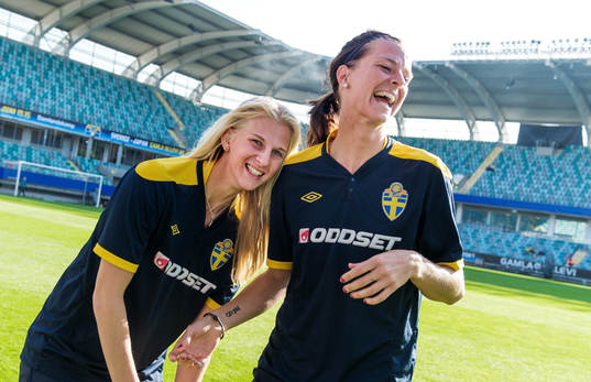 Sofia Jakobsson och Lotta Schelin