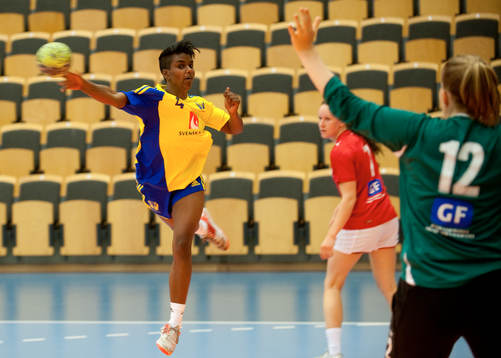 Louise Sand, Sverige