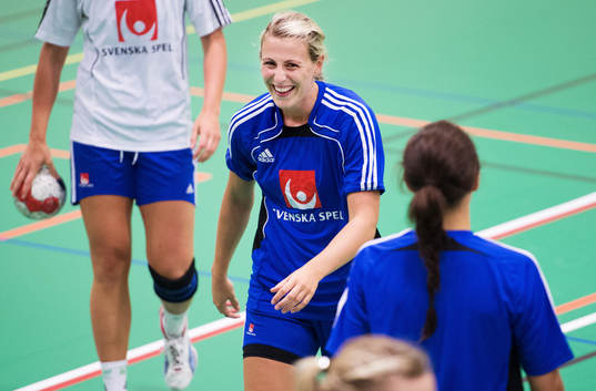 Johanna Alm, Sverige, jubel