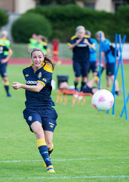 Kosovare Asllani, Sverige