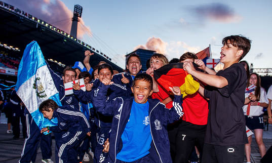 Fotboll, Gothia Cup, Invigning
