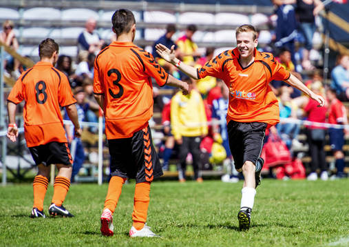 Kim Källström Trophy, jubel, Nederländera - Fässbergs IF