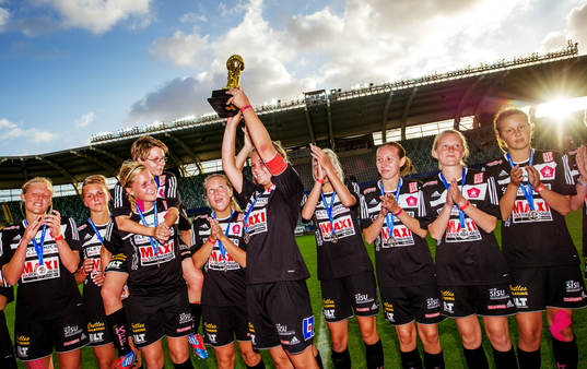 F19, Karlskrona FF - AIK FF. Karlskrona, andraplats, jubel