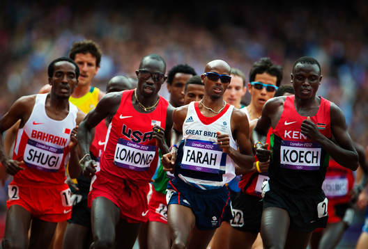 Lopez Lomong, USA, Mohamed Farah, Storbritannien, och Isiah