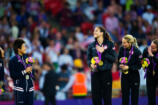 Hope Solo, målvakt, USA, charmar de japanska spelarna