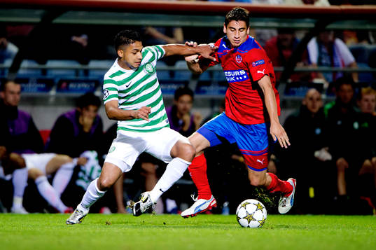 Emilio Izaguirre, Celtic, Alejandro Bedoya, Helsingborg