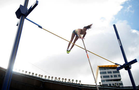 Angelica Bengtsson vinner stavhoppet
