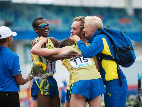 Mustafa Mohamed, vinnare 10 000 meter, jubel Carolina Klüft