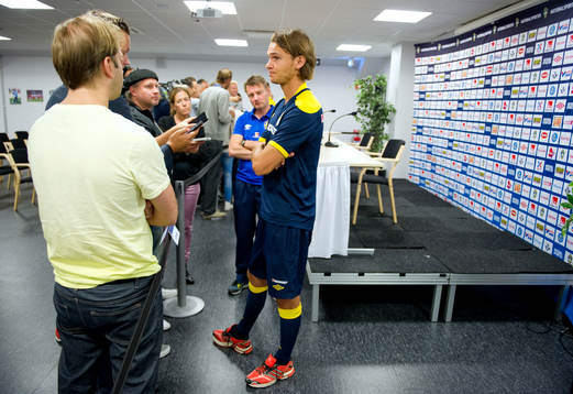 Fotboll, presskonferens