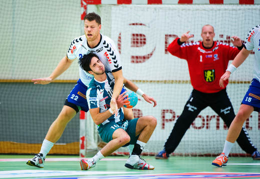 Robert Arrhenius, Skövde, stoppar Josef Pujol, Hammarby