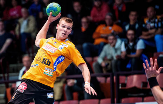 Markus Olsson, Kristianstad, laddar för skott