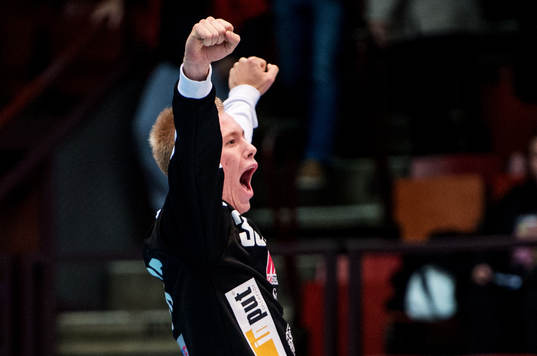 Henrik Nordlander, målvakt, Kristianstad, jublar