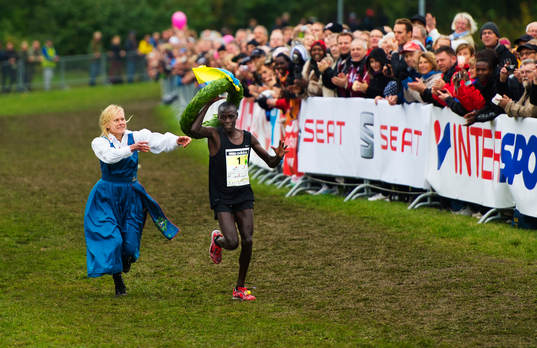 Lewis Korir, Kenya, vann herrarnas lopp
