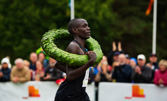 Lewis Korir, Kenya, vann herrarnas lopp