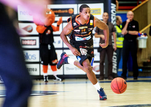 James Miller, Borås, sätter fart över planen