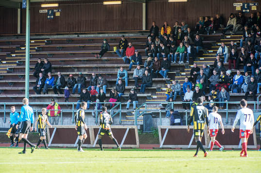 Inga fullsatta läktare på Rambergsvallen