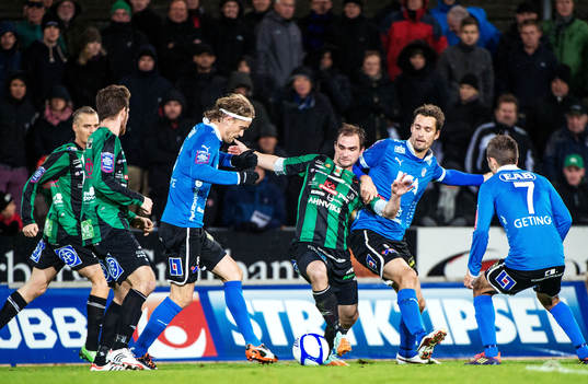 närkamp mellan Patrik Larsson, Varberg, Kristoffer