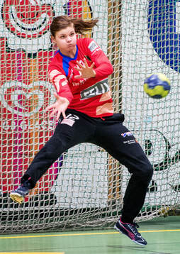 Nathalie Wingemo, målvakt, Eslöv, räddar ett skott
