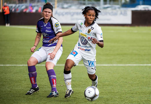 Mikaela Utan, Jitex, följer Ogonna Chukwudi, Umeå, som
