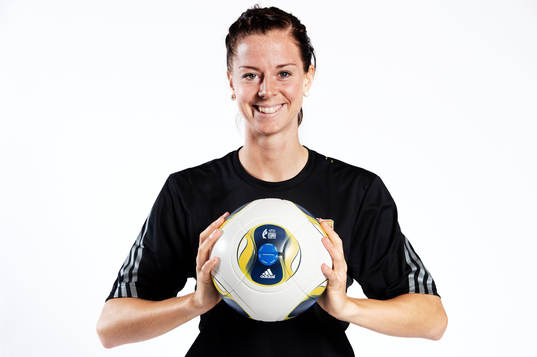 Lotta Schelin, Sverige