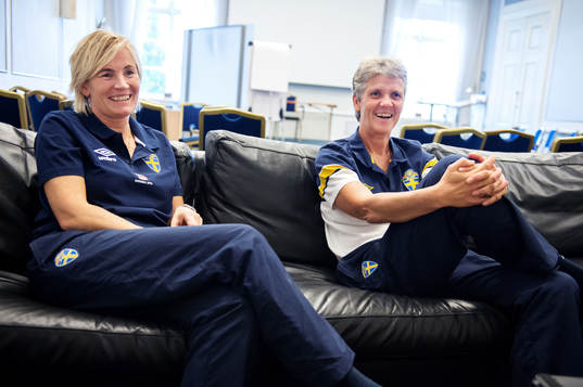 Lilie Persson assisterande förbundskapten och Pia