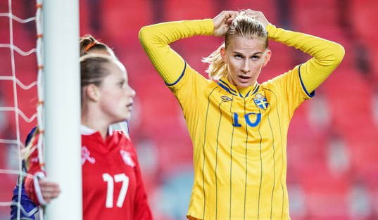 Fotboll, Damlandslaget, Träningslandskamp, Sverige -