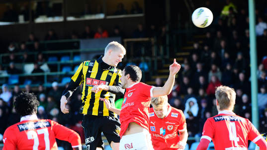 Tom Söderberg, Häcken, nickar