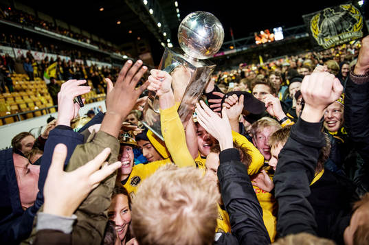 Elfsborg höjer pokalen