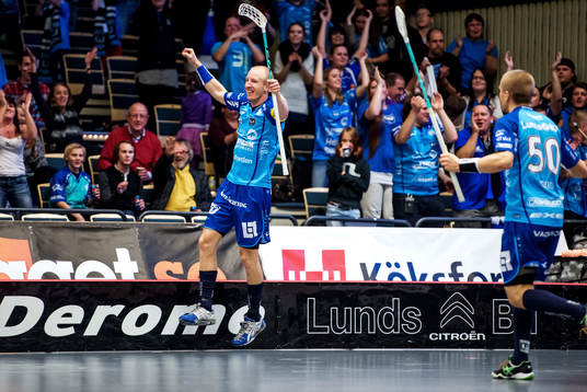 Magnus Svensson, Warberg, jublar