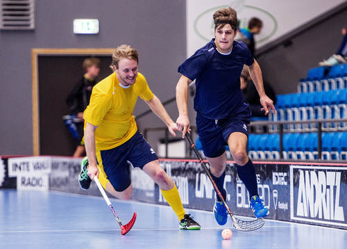 Karl-Johan Nilsson, jagas av Johan Samuelsson, Sverige