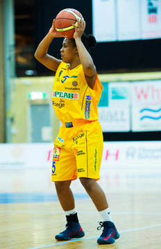 Luciana Jonson, Solna