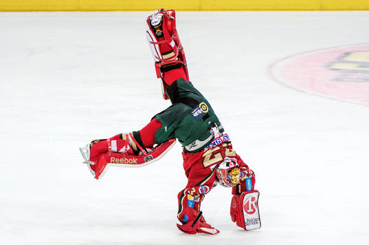 Bläddra bland fler bilder av Ishockey, Elitserien, Frölunda - Brynäs