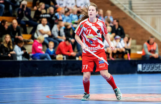 Pernilla Hermansson,  Pixbo, gör debut i Superligan
