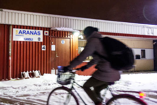 Aranäs kansli utanför Aranäshallen i Kungsbacka