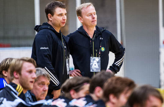 Erik Fritzon, assisterande tränare, och Magnus Johansson,