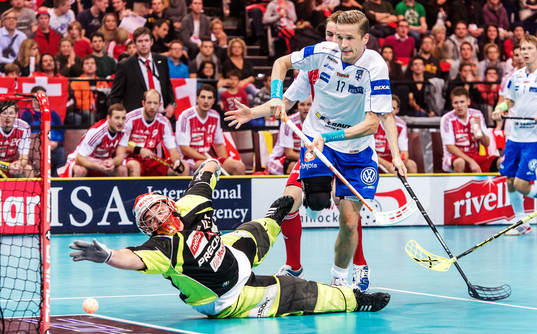 Mikko Kohonen, Finland, gör 1-1