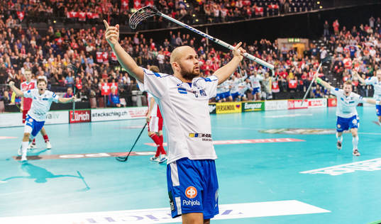Juha Kivilehto, Finland, jublar